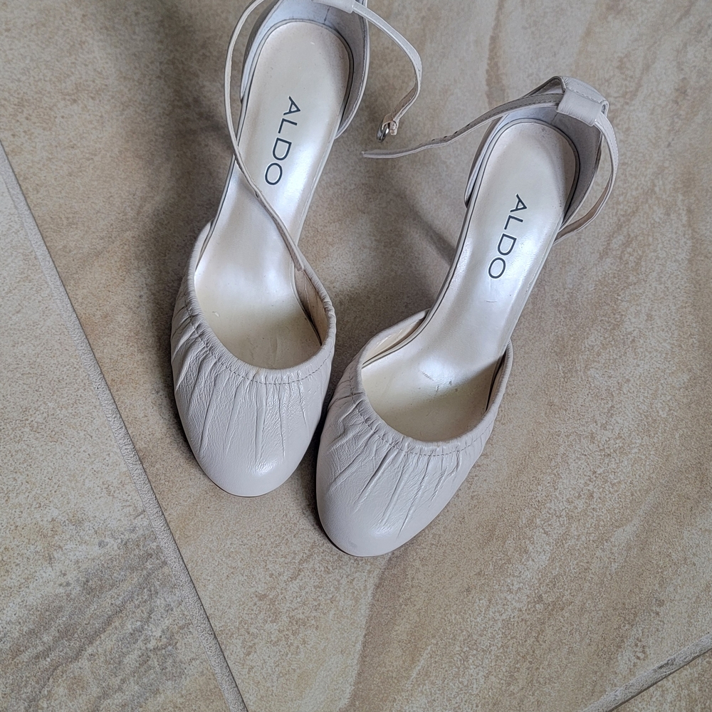 New - ALDO Women's Cream Heels